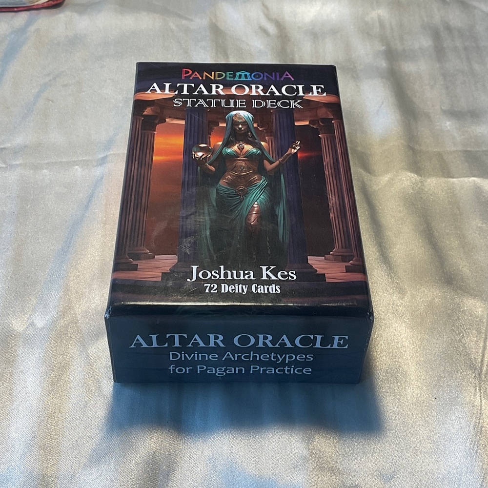Altar Oracle Tarot Deck by Joshua Kes